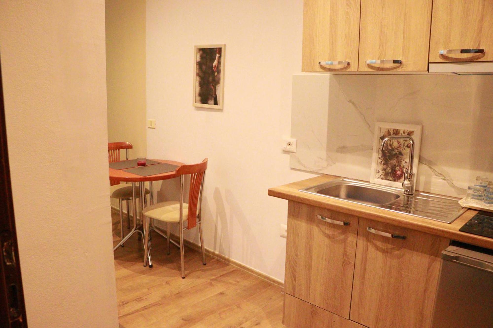 Nest&Rest Studios Тирана Экстерьер фото